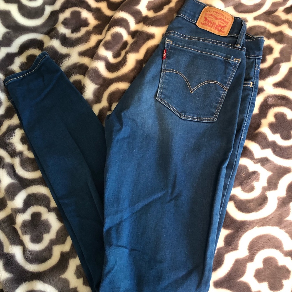 Levi’s 710 Super Skinny Jean